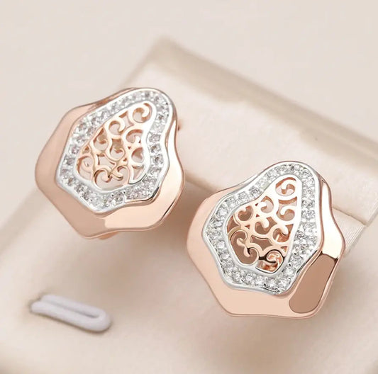 Golden Zirconia Shell Earrings